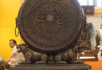中式銅鼓雕塑定價(jià)，街頭雕塑，銅鼓雕塑工程制作精選