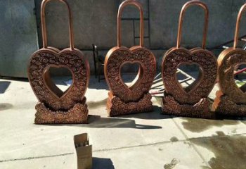 商業(yè)鎖子雕塑標(biāo)準(zhǔn)，廣場雕塑，玻璃鋼鎖子雕塑供給