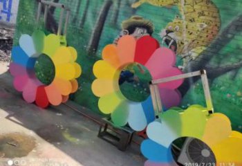 陽江金銀花雕塑廠家，景區(qū)雕塑，城市不銹鋼金銀花雕塑