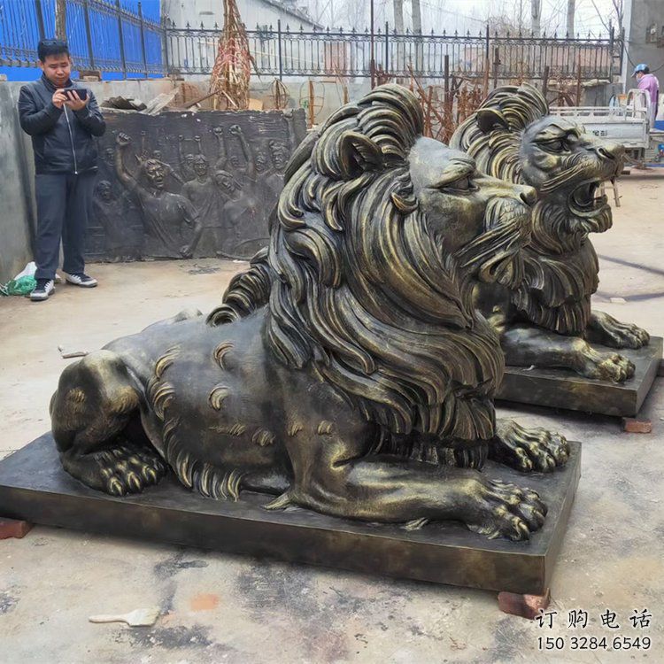 城關(guān)大型趴獅雕塑，仿銅動(dòng)物雕塑，玻璃鋼獅子雕塑制作