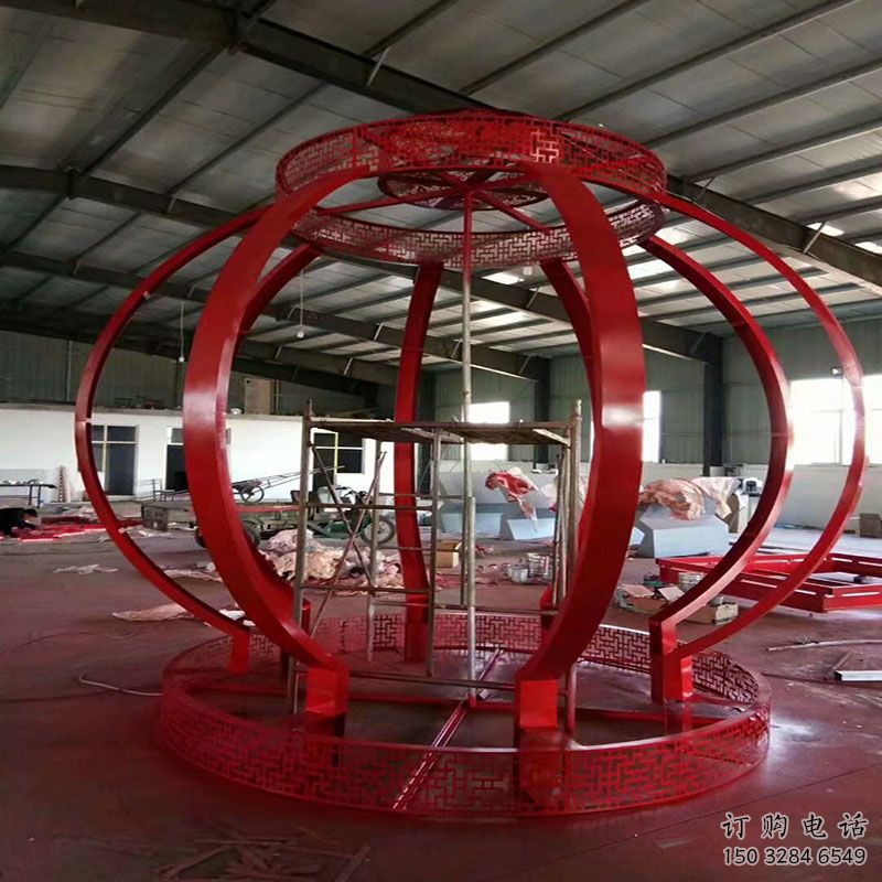 南岸景觀燈籠雕塑優(yōu)選，陸地擺件，園林不銹鋼燈籠雕塑供應(yīng)